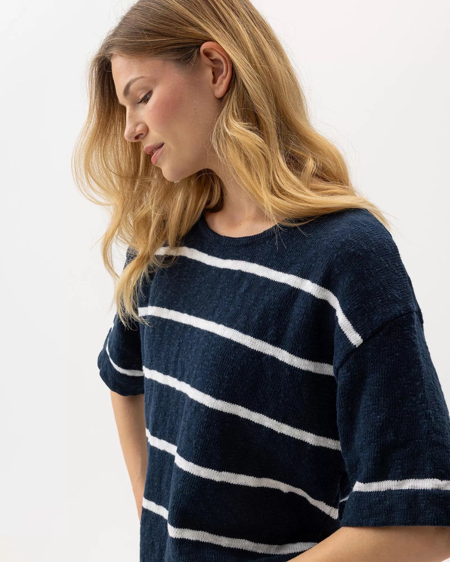 Holebrook Juni Tee - Navy/White