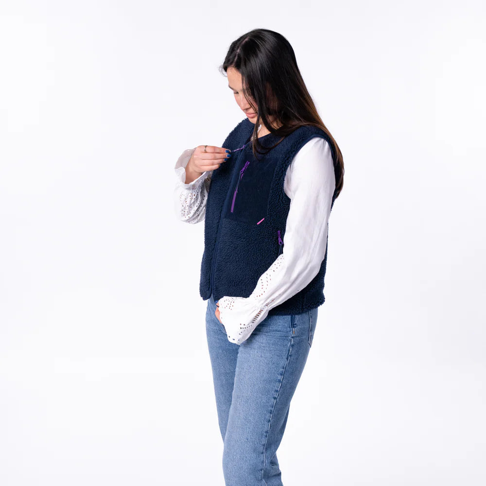 Billy Belt Women's Sleeveless Sherpa Jacket with Zip - Navy
