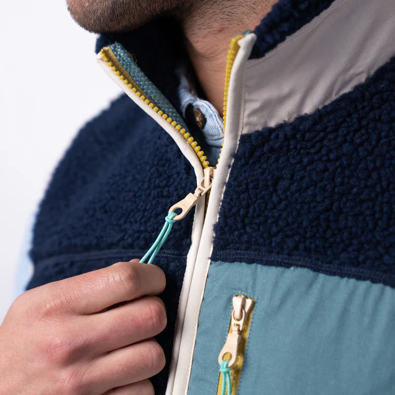 Billy Belt Unisex Sleeveless Sherpa Jacket - Navy/Green