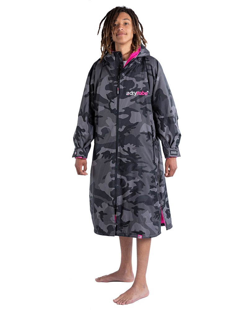 Dryrobe Advance Long Sleeve - Black Camo/Pink