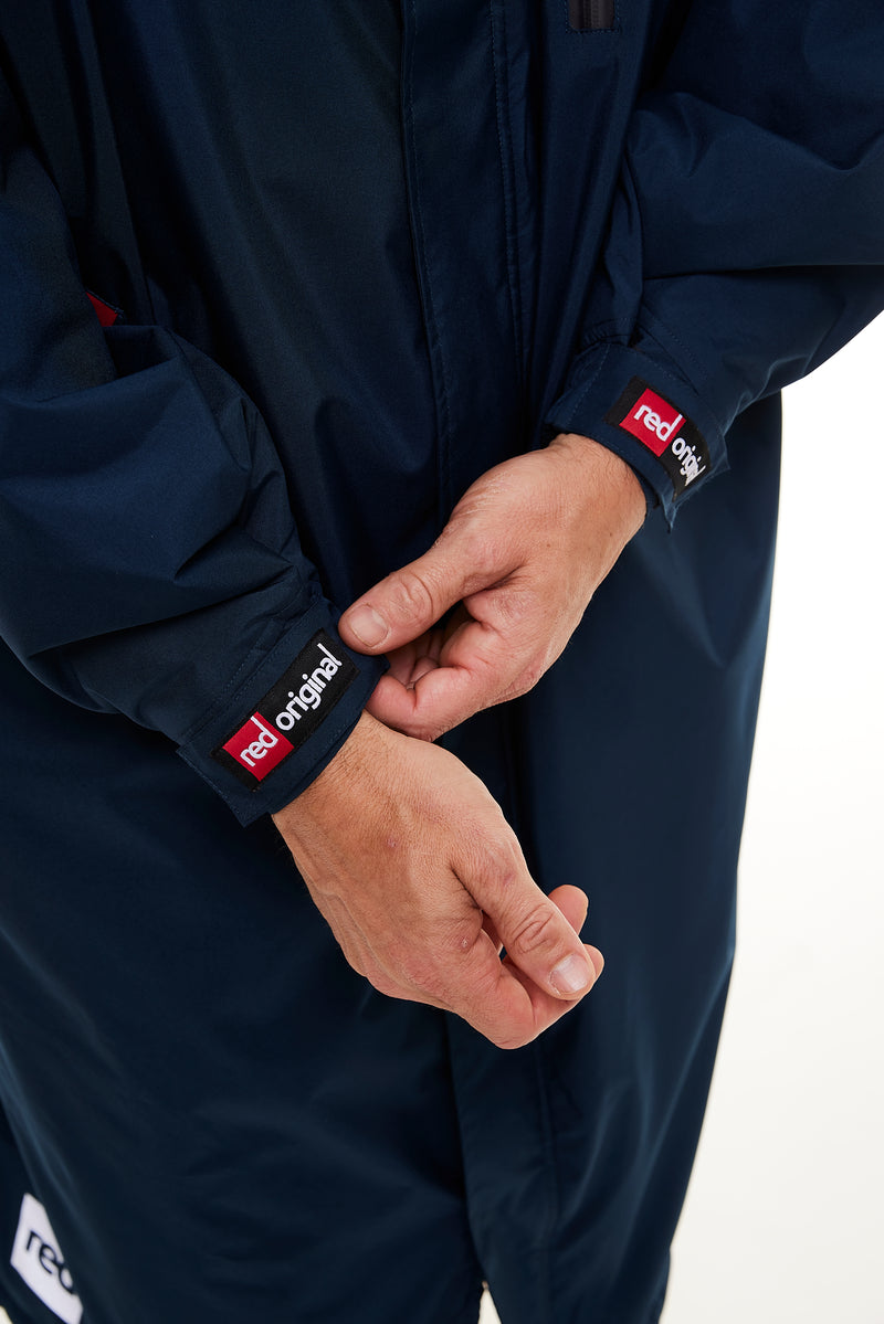 Red Equipment Pro Change Robe EVO long sleeved - Navy