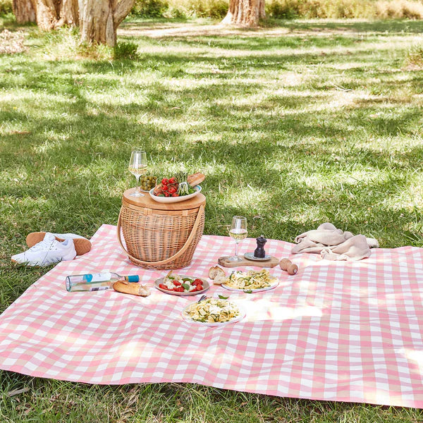 Dock & Bay Picnic Blanket - Strawberries & Cream