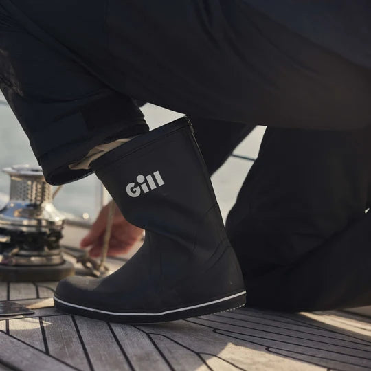Gill Short Cruising Boot - Black