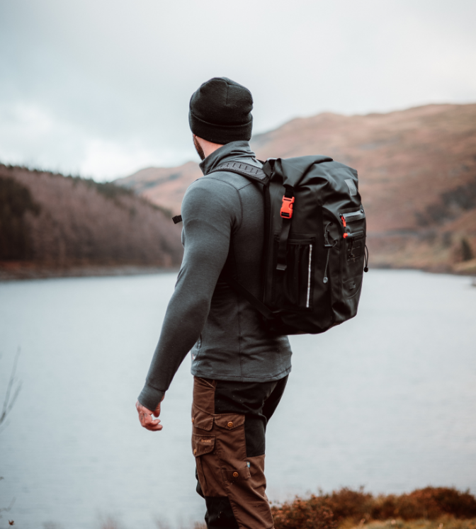 Red Paddle Co Adventure Waterproof Backpack 30L - Obsidian Black