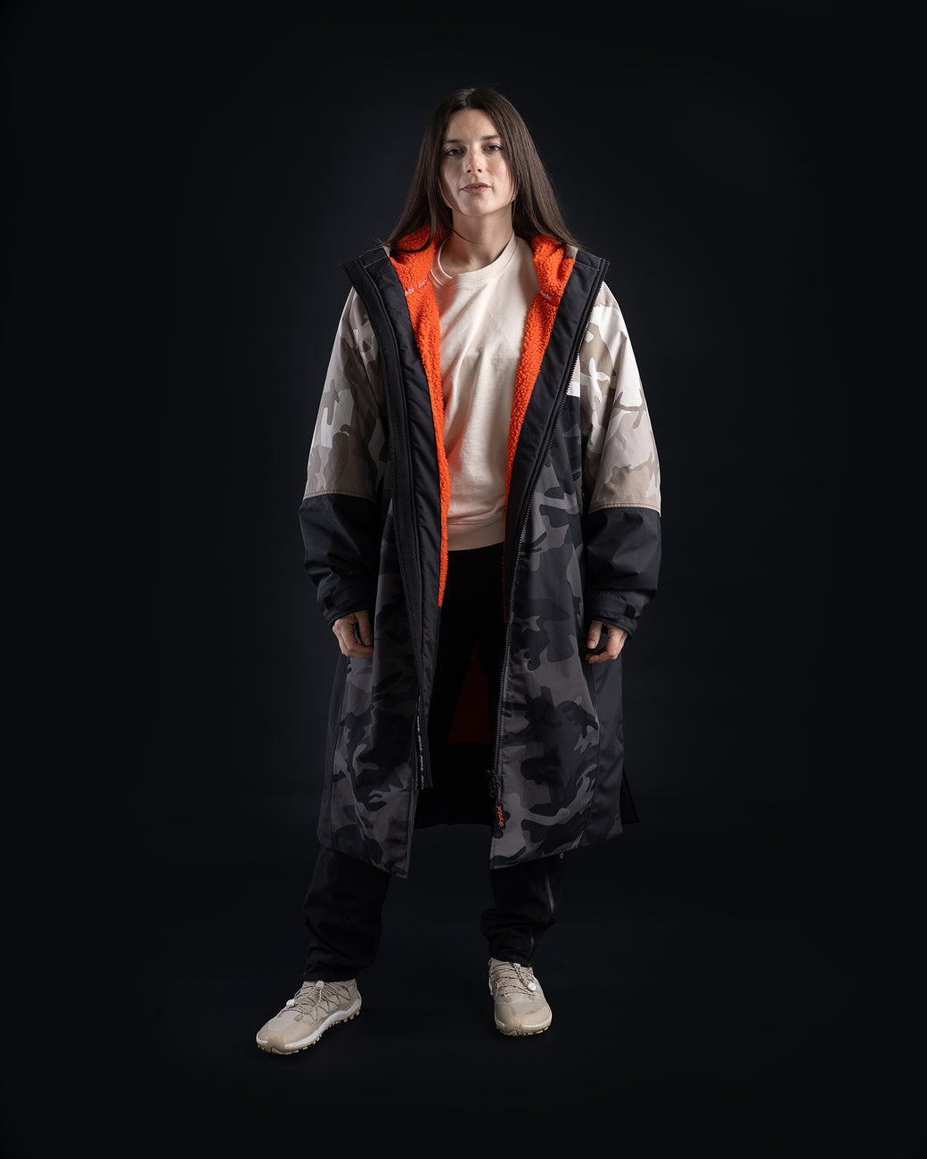 Dryrobe Nexus Changing Robe - Sand Camo/Orange