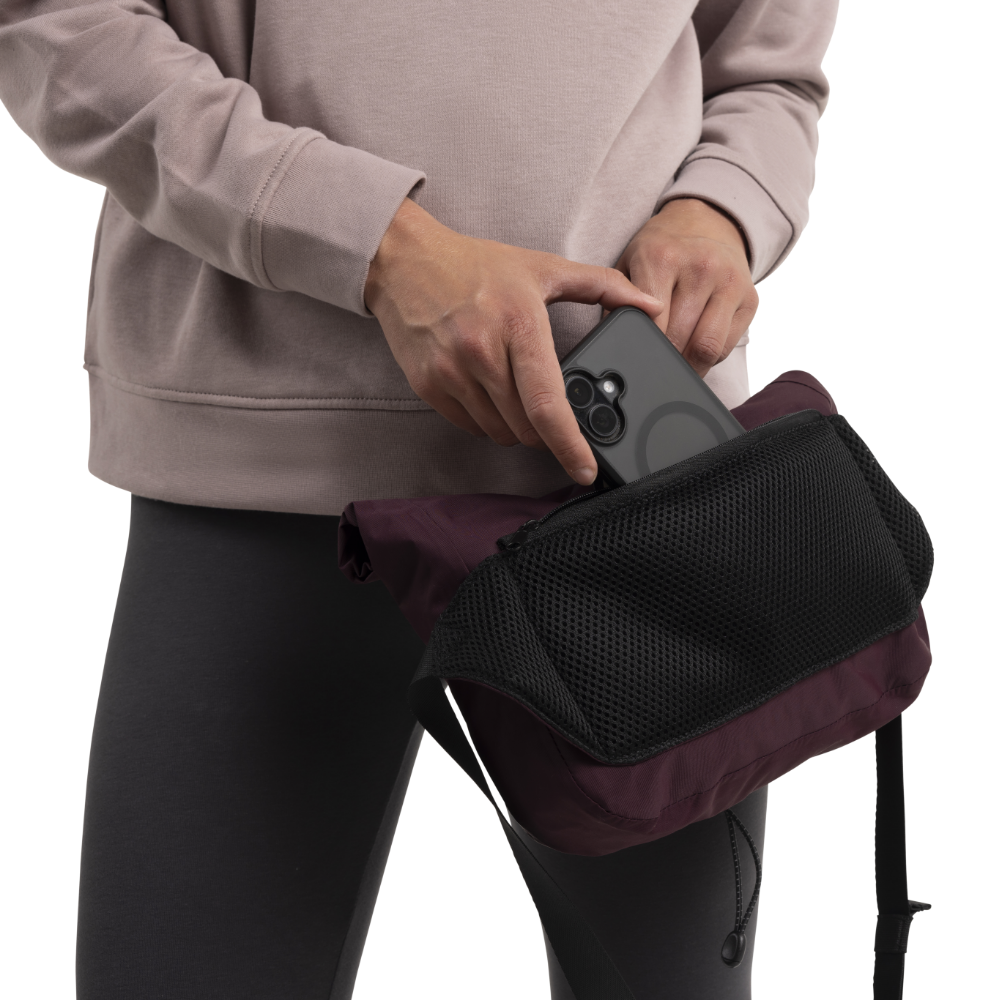 Red Paddle Co Lightweight Cross Body Bag - Rich Burgundy