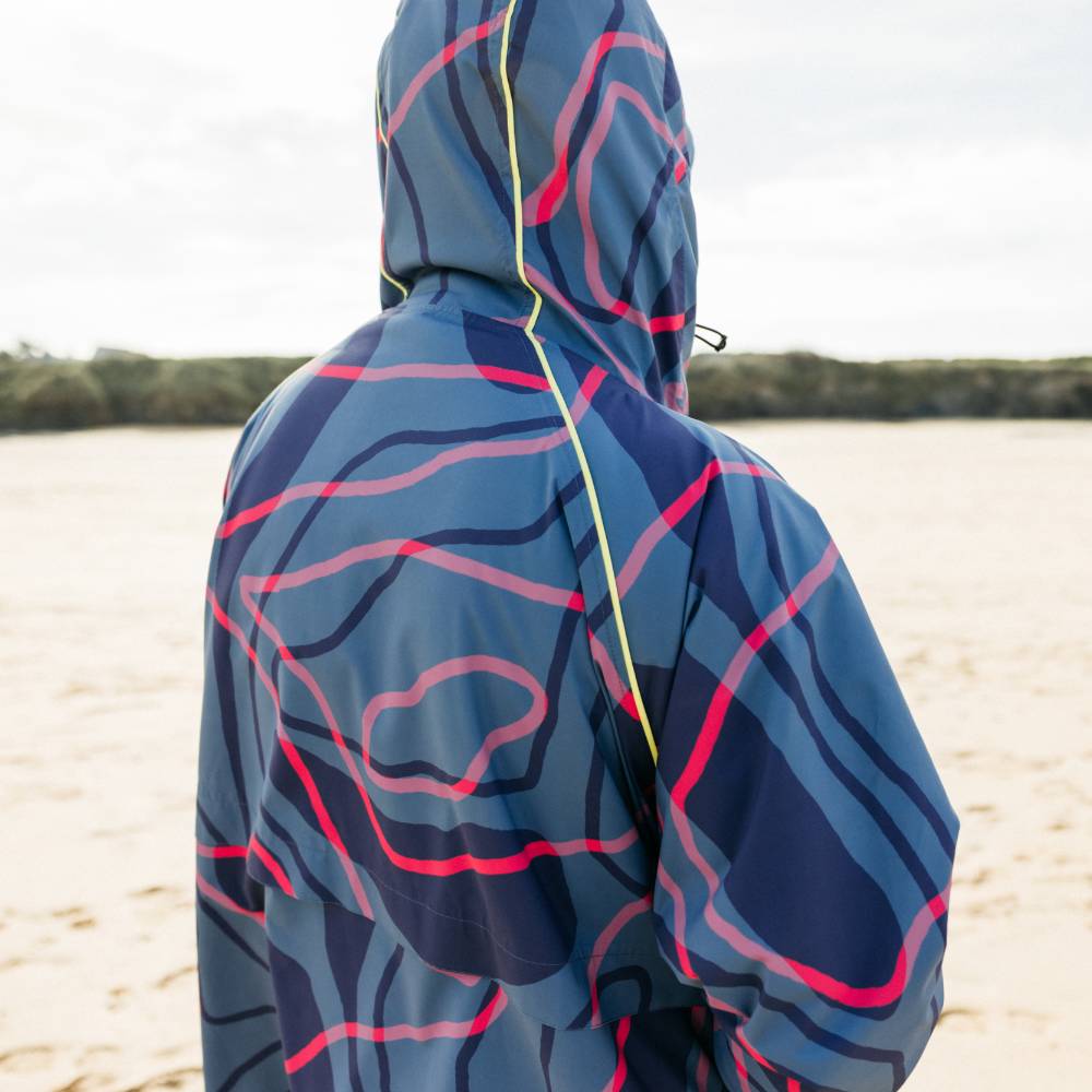 Red Paddle Co Long Sleeve Waterproof Changing Robe Alter Evo Pro - Tidal Textures