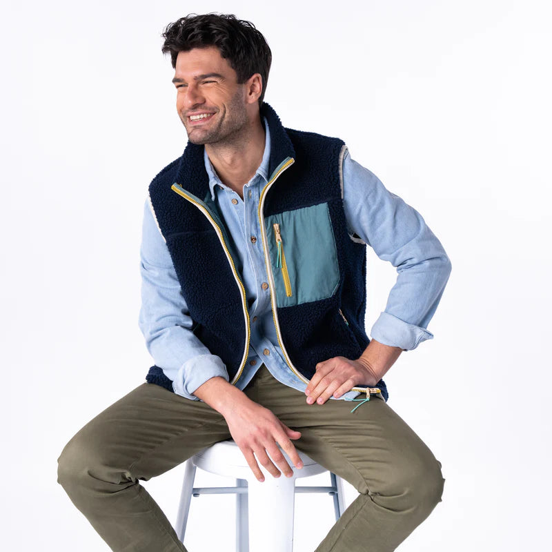 Billy Belt Unisex Sleeveless Sherpa Jacket - Navy/Green