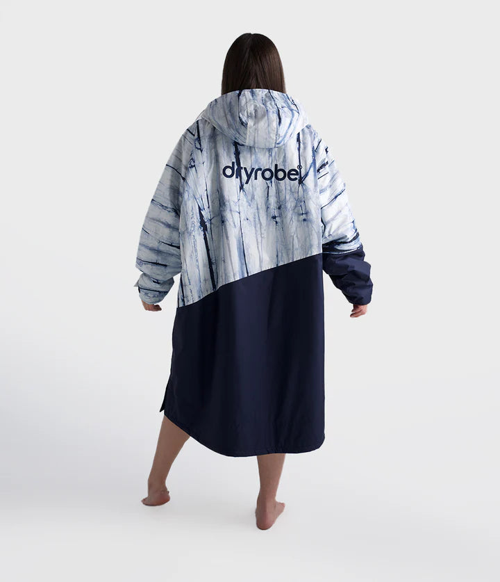 Dryrobe Advance Changing Robe Contrast - Batik/Blue
