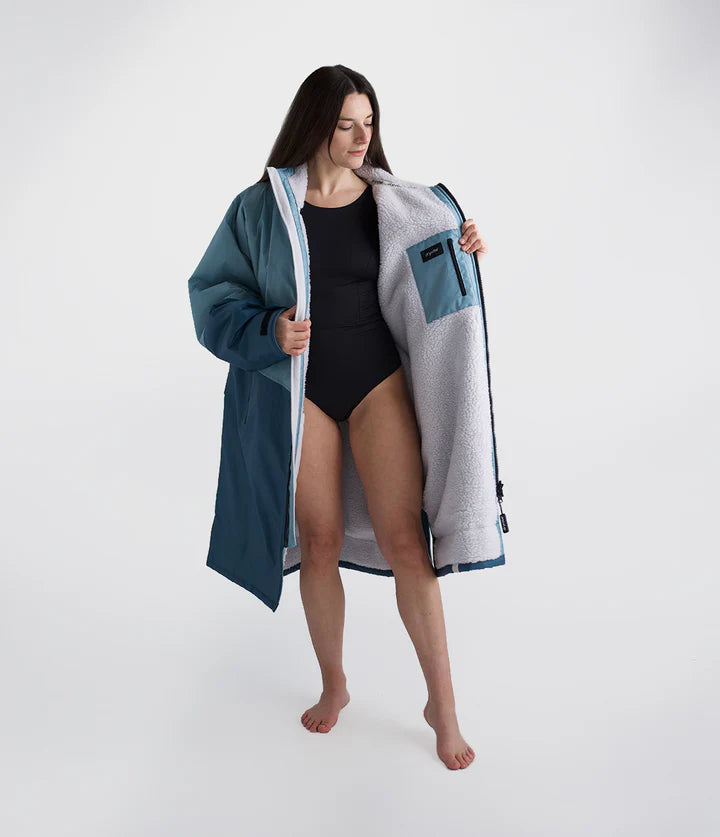 Dryrobe Advance Changing Robe Contrast - Blue/Light Grey