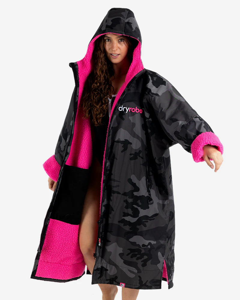 Dryrobe Advance Changing Robe - Black Camo/Pink
