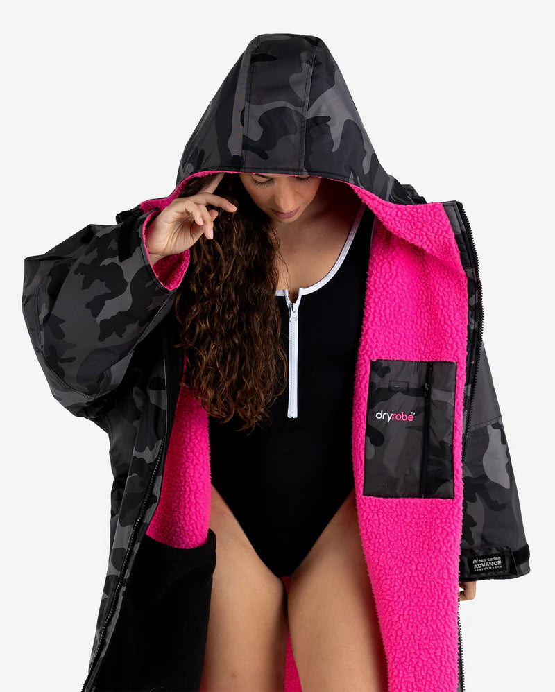 Dryrobe Advance Changing Robe - Black Camo/Pink