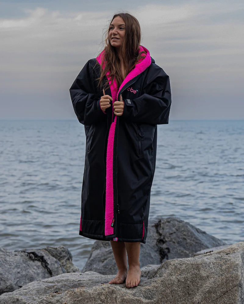 Dryrobe Advance Changing Robe - Black/Pink
