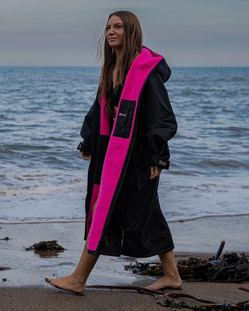 Dryrobe Advance Changing Robe - Black/Pink
